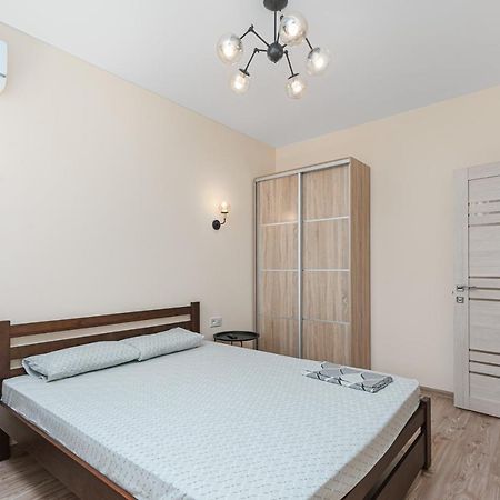 20 Deribasivska 2 Bedrooms Apartment أوديسا المظهر الخارجي الصورة